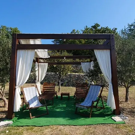 Villa Popovica Dvori *